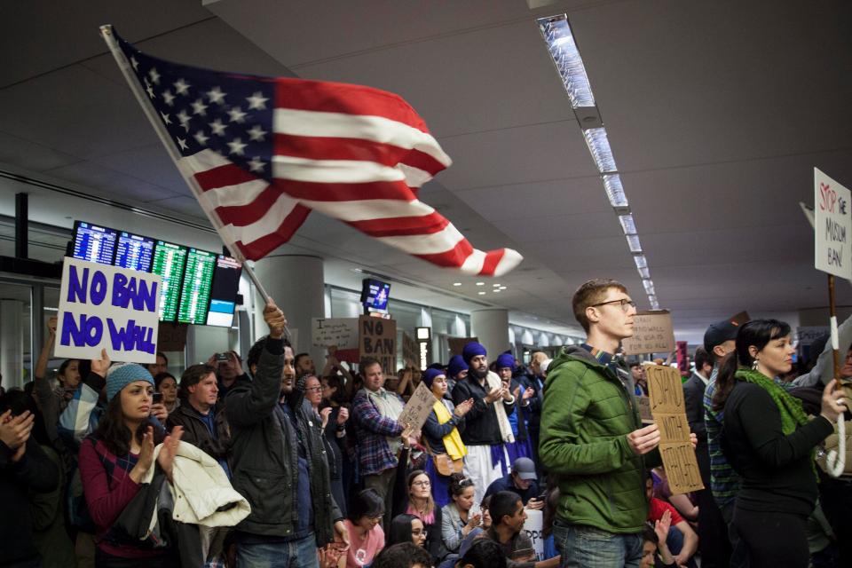 Setback for Trump: Appeals court rejects demand to resume travel ban